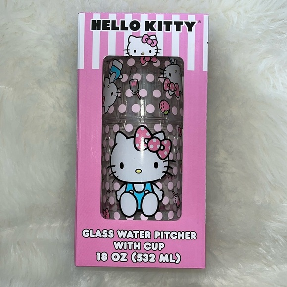 🆕 Hello Kitty Glass Water Pitcher and Cup - Picture 1 of 4